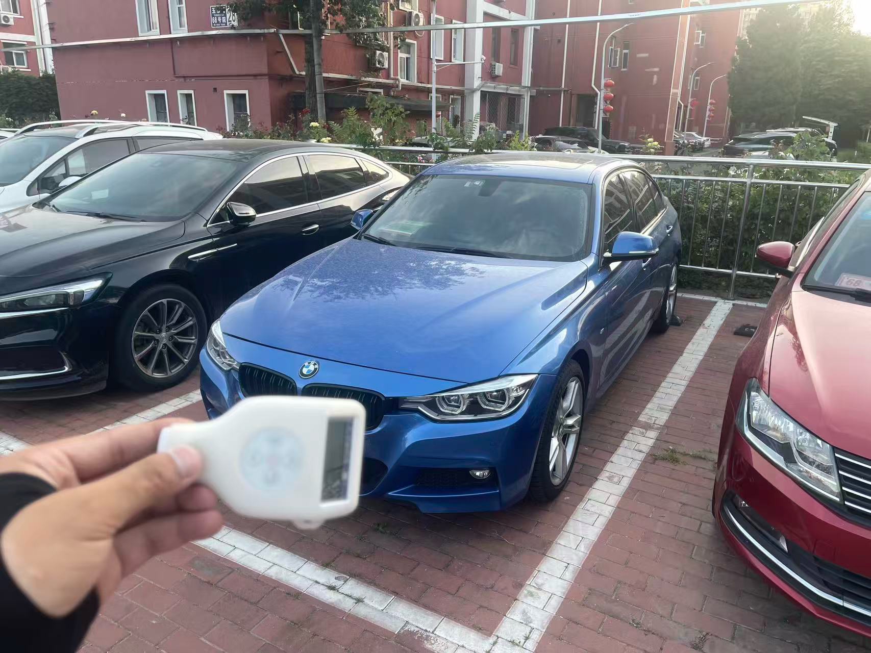 BMW 3 Series 2017 BMW 3 Series 2017 car image
