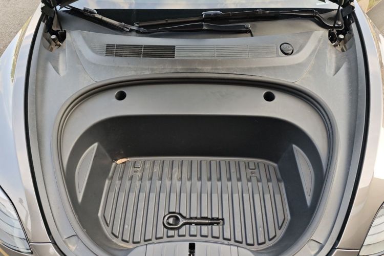 Tesla Model 3 2021 #18 Tesla Model 3 2021 car image #18