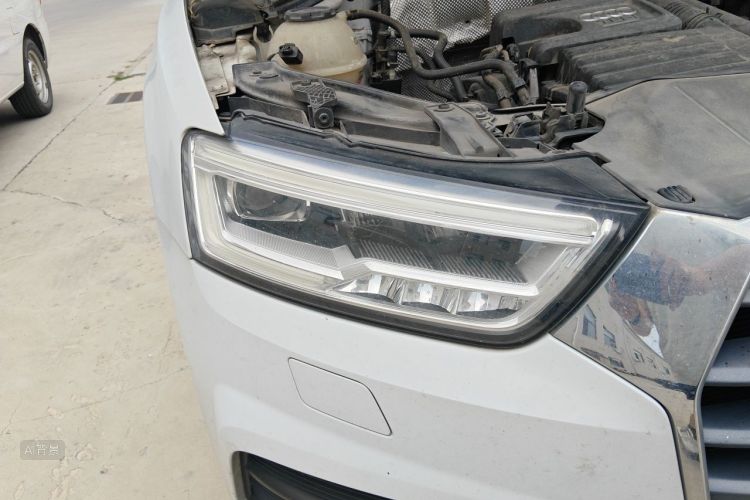 Audi Q3 2018 #8 Audi Q3 2018 car image #8