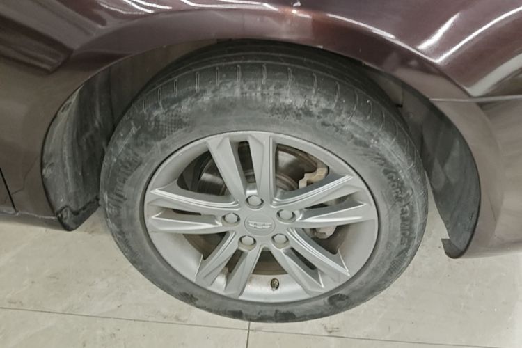 GEELY Emgrand 2017 car image #9