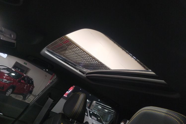 GEELY Coolray 2026 #18 GEELY Coolray 2026 car image #18