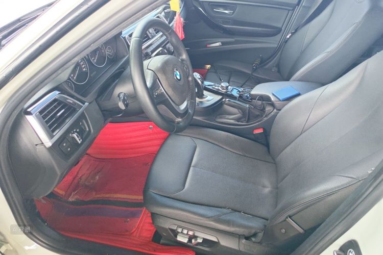 BMW 3 Series 2017 #17 BMW 3 Series 2017 car image #17