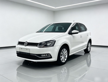 Volkswagen Polo 2015 car image 