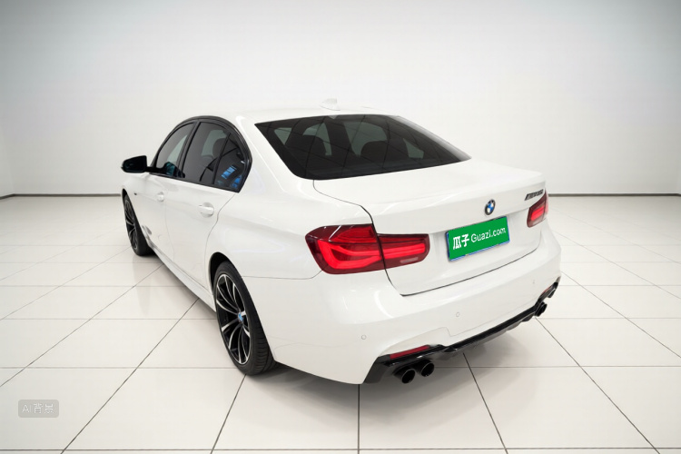 BMW 3 Series 2018 #5 BMW 3 Series 2018 car image #5