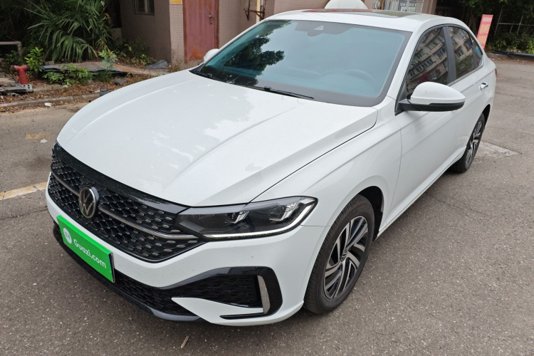 Volkswagen Lavida 2025 car image #2
