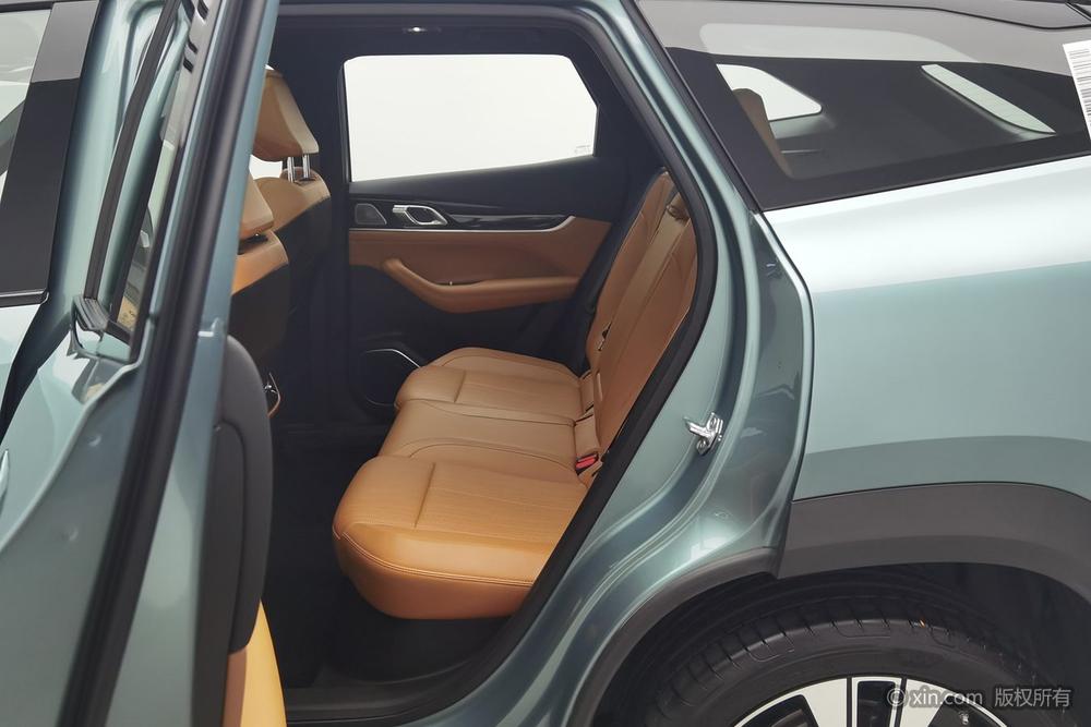 GEELY Boyue L 2025 #19 GEELY Boyue L 2025 car image #19