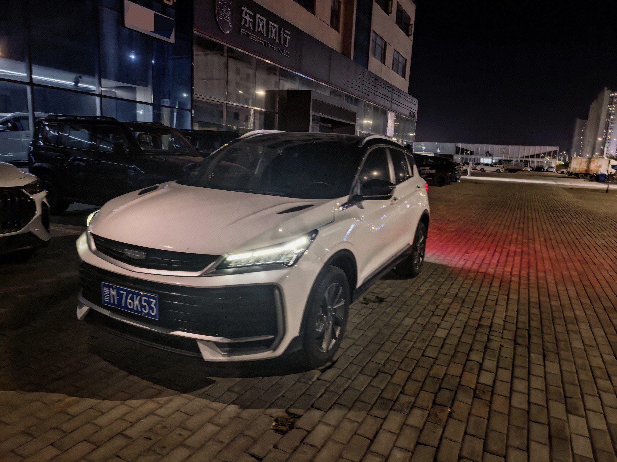 GEELY Coolray 2025 car image 