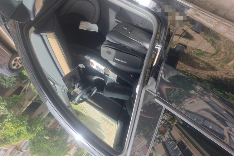Tesla Model Y 2023 #23 Tesla Model Y 2023 immagine di auto #23