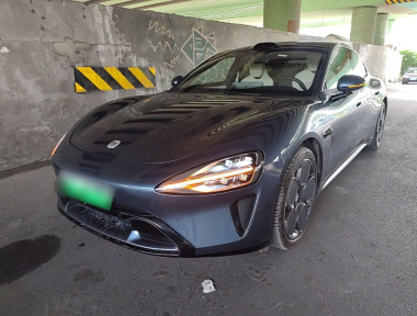 MI SU7 2025 car image 