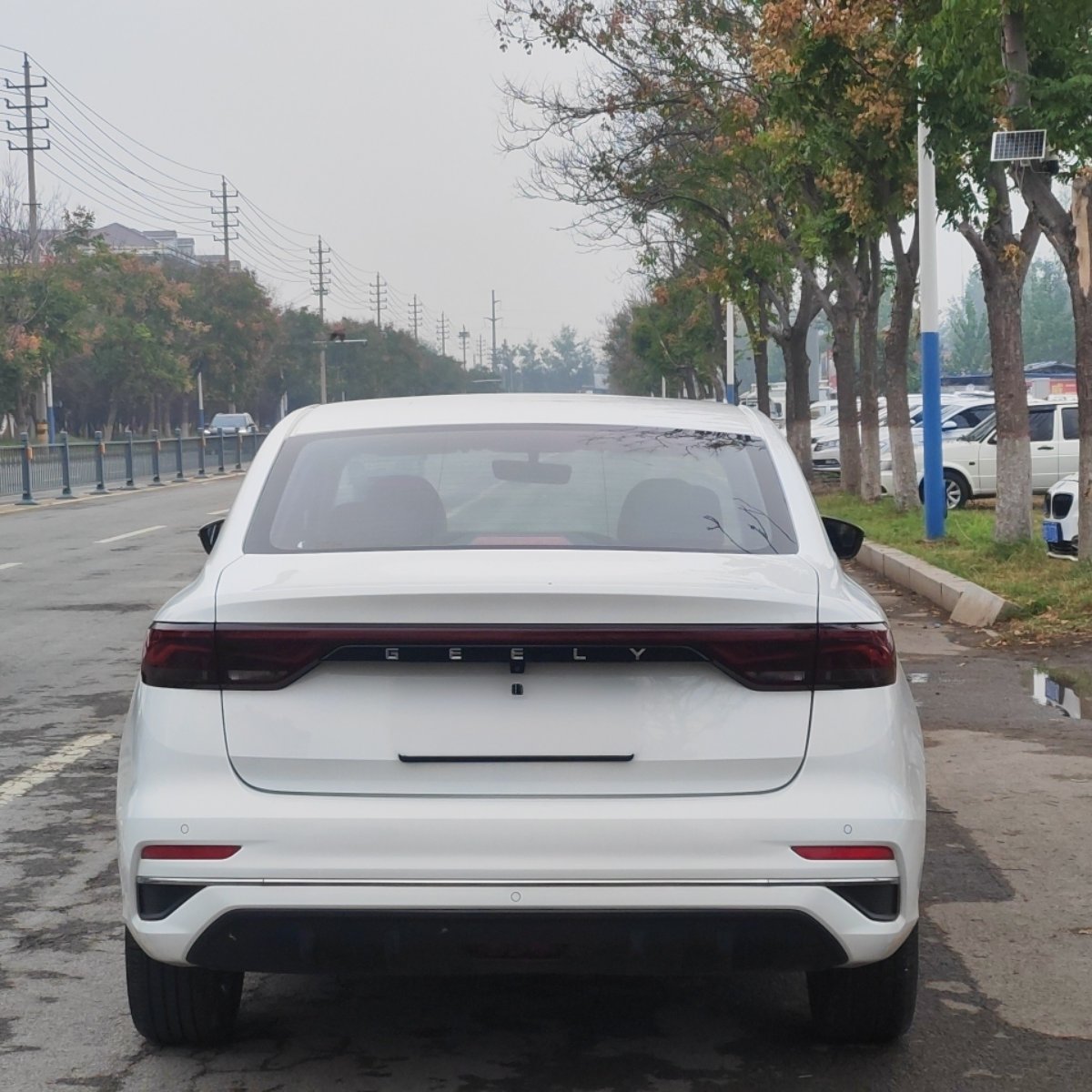 GEELY Emgrand 2022 car image #7