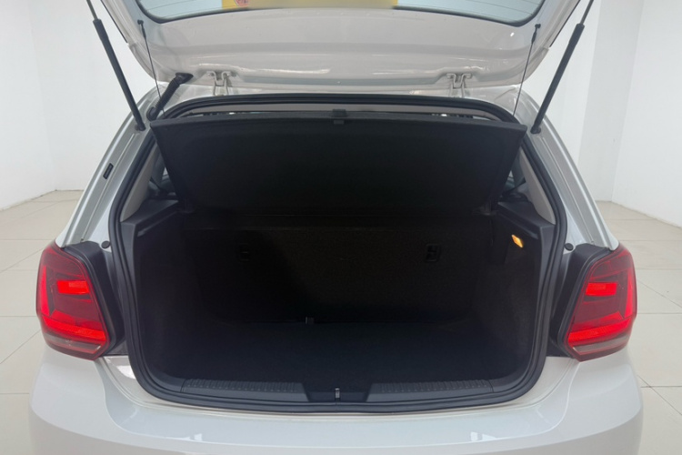 Volkswagen Polo 2017 #20 Volkswagen Polo 2017 car image #20