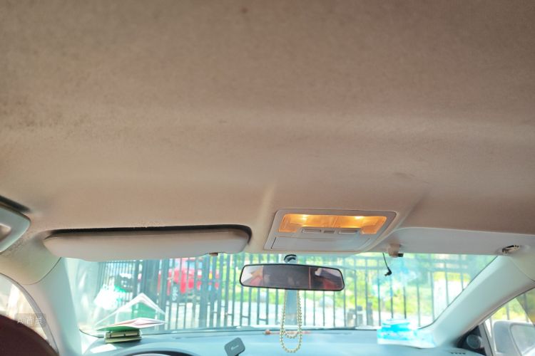 Toyota Corolla 2017 #20 Toyota Corolla 2017 car image #20