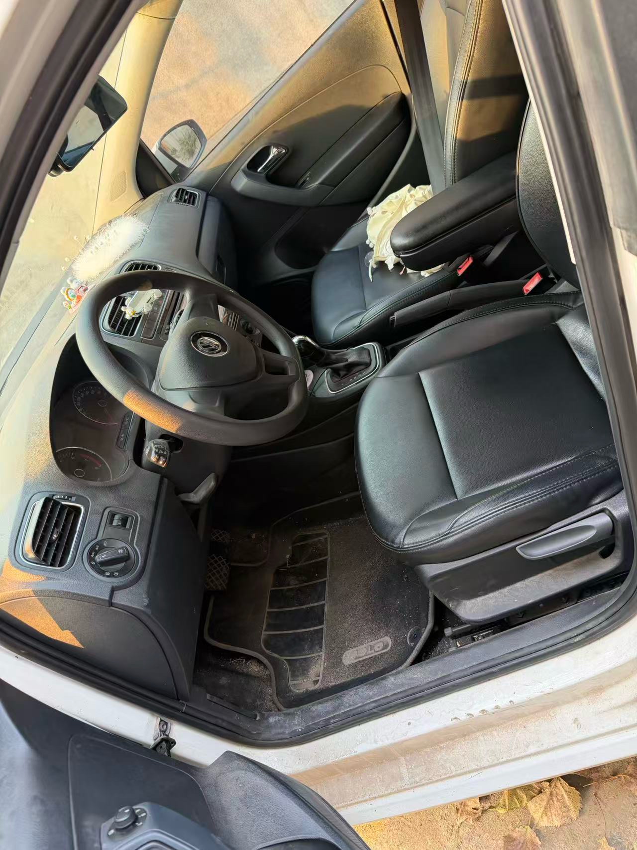 Volkswagen Polo 2014 immagine di auto #3