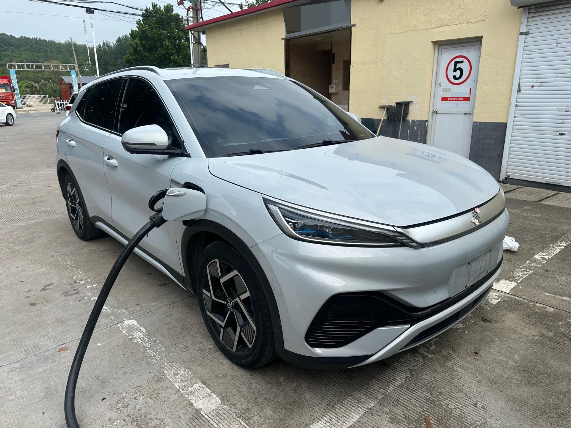 BYD Yuan Plus 2024 immagine di auto #2
