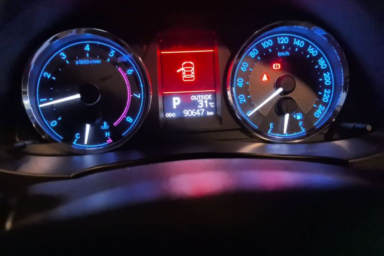 Toyota Corolla 2017 car image #10