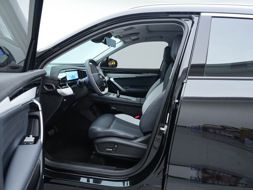 GEELY Boyue L 2025 #5 GEELY Boyue L 2025 car image #5