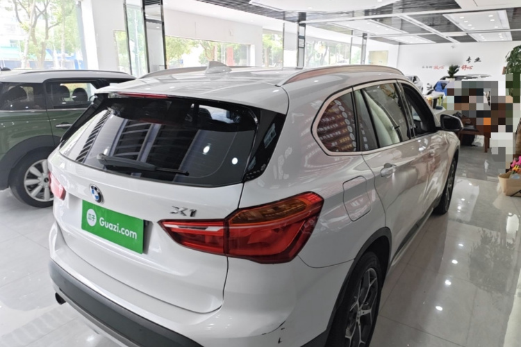 BMW X1 2018 #7 BMW X1 2018 car image #7