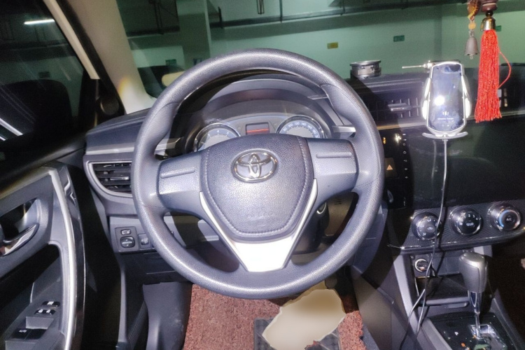Toyota Corolla 2016 #11 Toyota Corolla 2016 car image #11