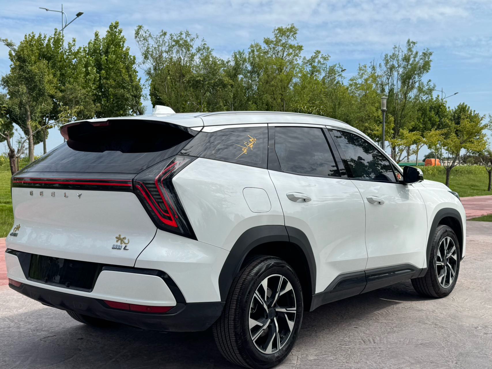 GEELY Boyue L 2025 #4 GEELY Boyue L 2025 изображение автомобиля #4