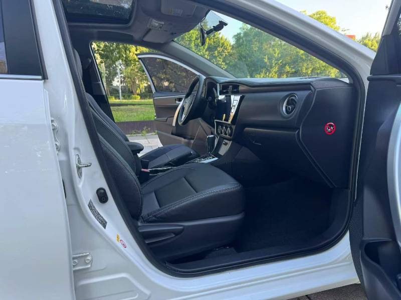 Toyota Corolla 2018 #6 Toyota Corolla 2018 car image #6