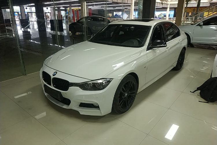 BMW 3 Series 2019 #2 BMW 3 Series 2019 car image #2