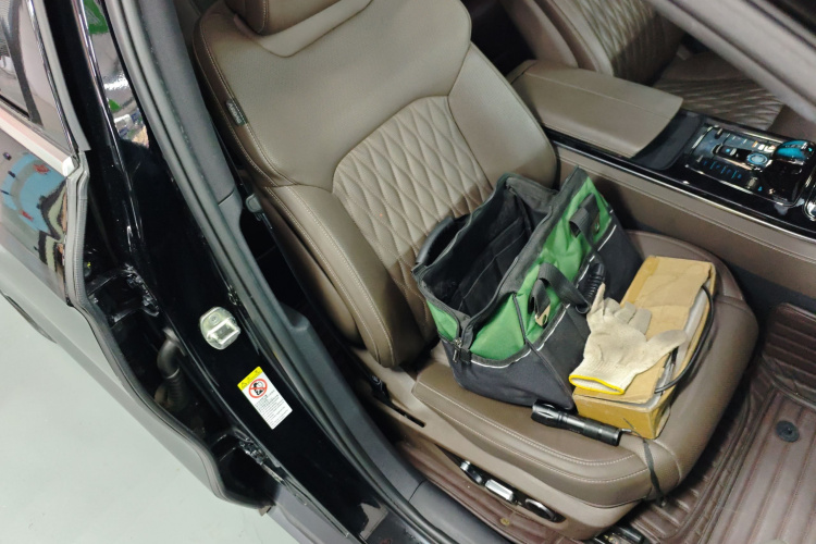 BYD Han 2022 imagen de coche #24