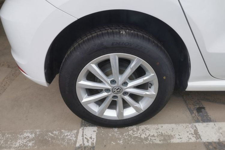 Volkswagen Polo 2017 #10 Volkswagen Polo 2017 car image #10