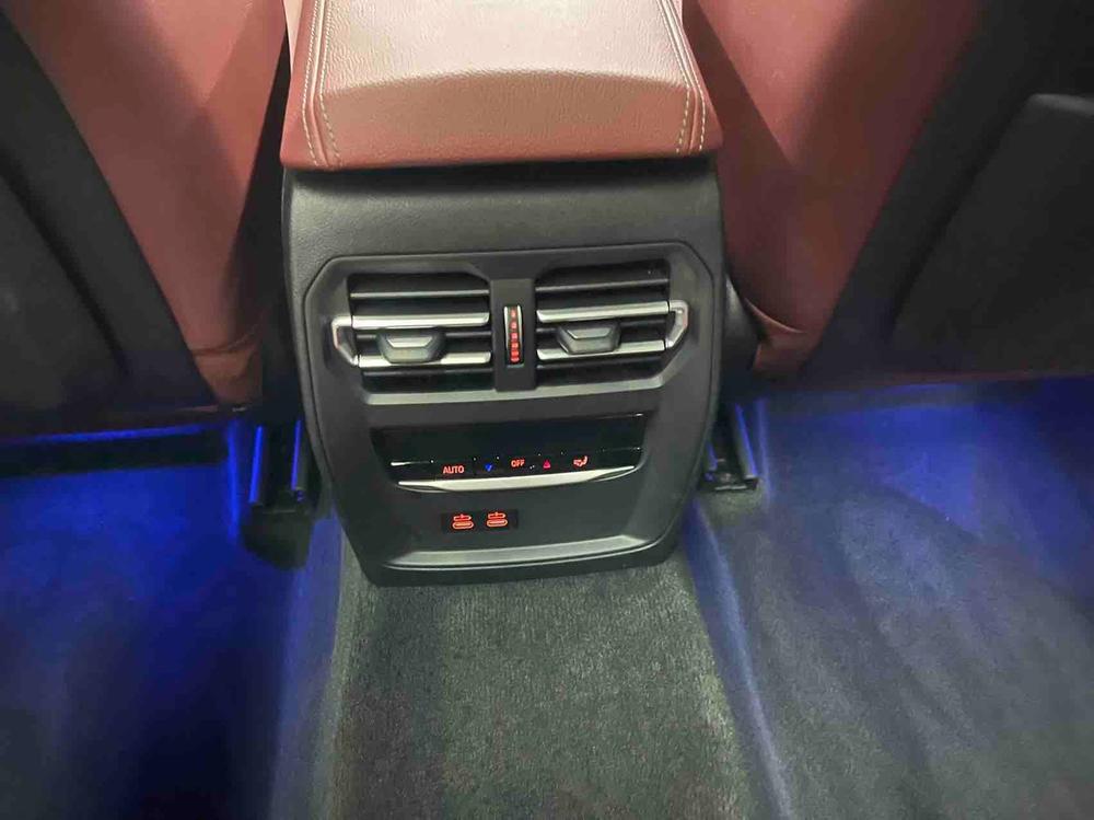 BMW 3 Series 2022 car image #8