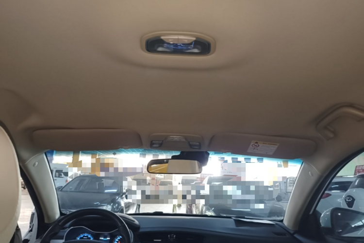 GEELY Emgrand 2018 car image #18