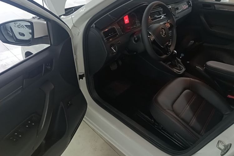 Volkswagen Santana 2019 #12 Volkswagen Santana 2019 car image #12