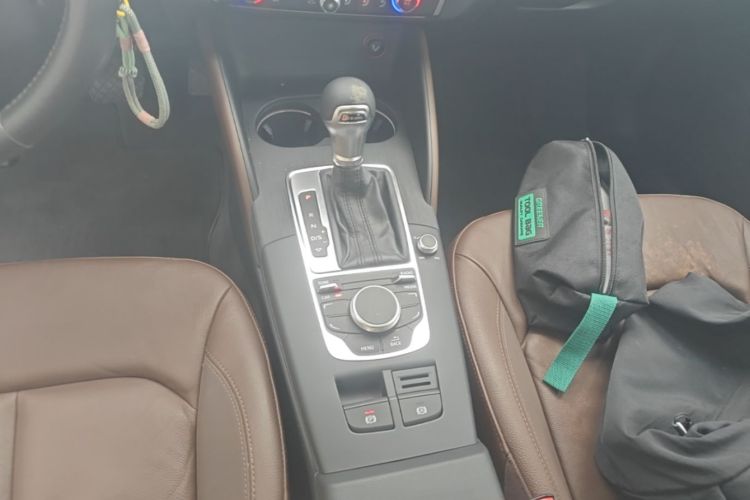 Audi A3 2015 car image #18