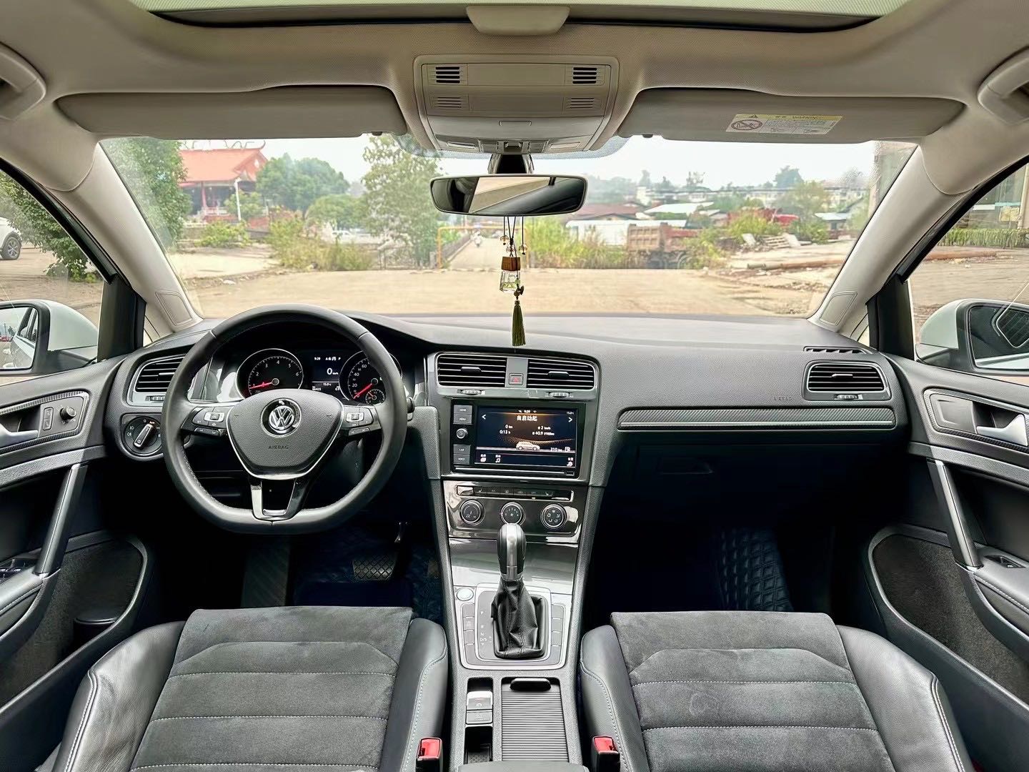 Volkswagen Golf 2019 immagine di auto #6