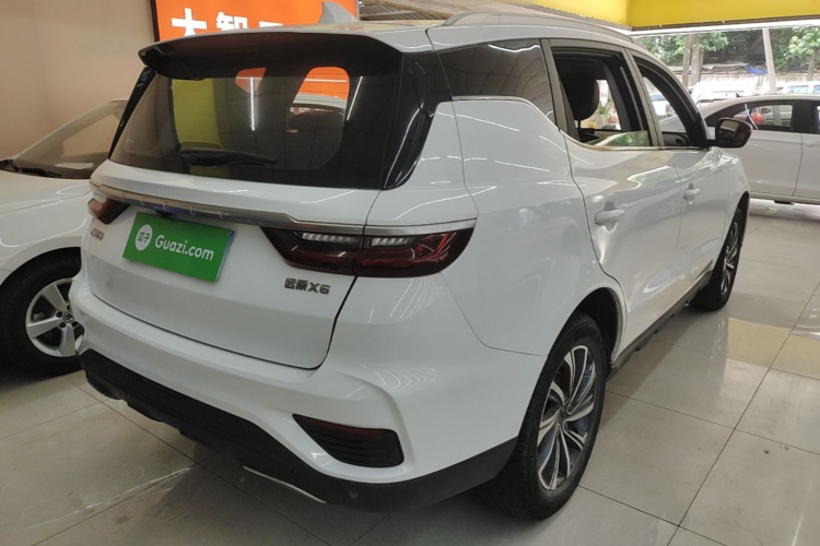 GEELY Vision X6 2019 imagen de coche #7