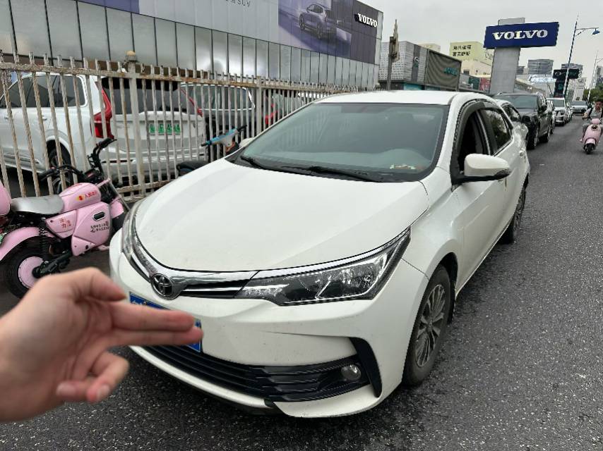 Toyota Corolla 2018 car image 