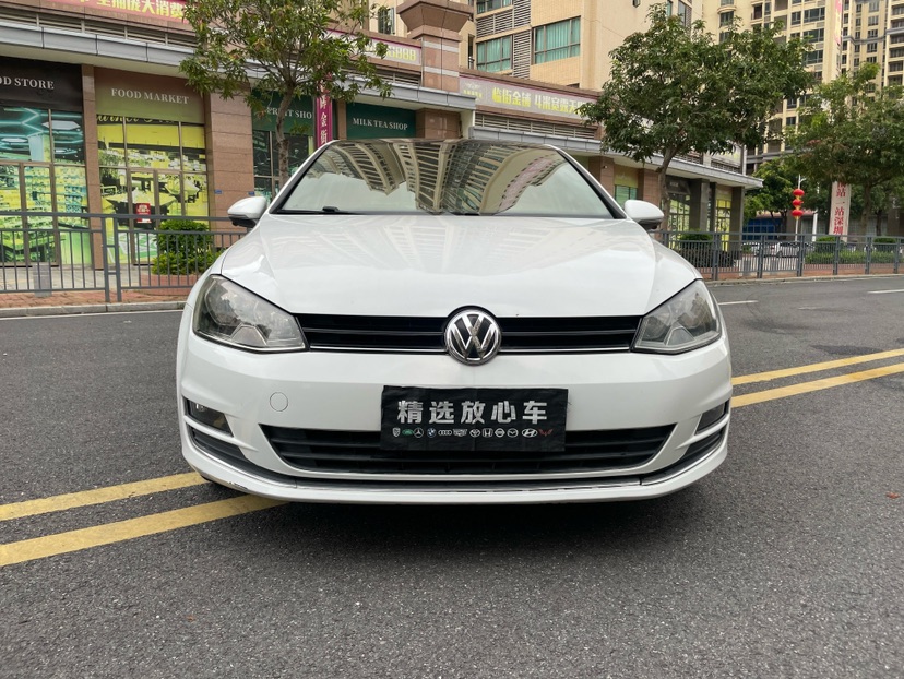 Volkswagen Golf 2015 car image #2