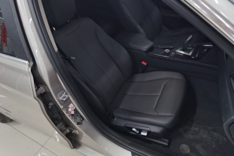 BMW 3 Series 2017 #24 BMW 3 Series 2017 car image #24