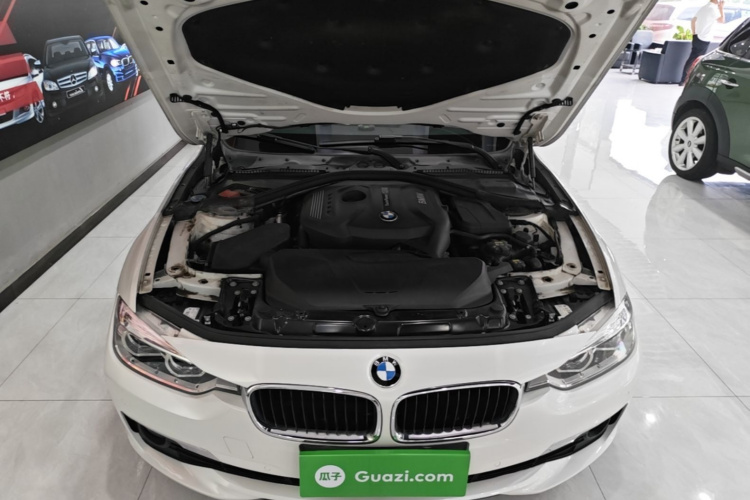 BMW 3 Series 2017 #20 BMW 3 Series 2017 car image #20