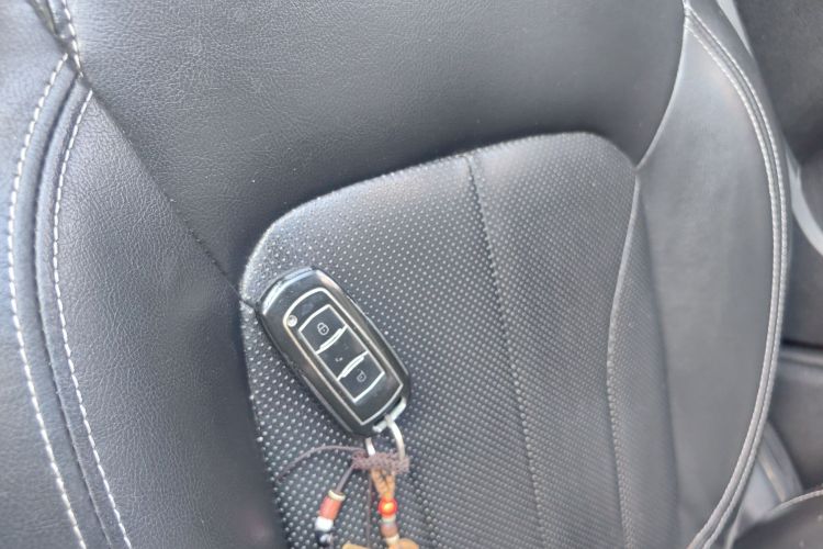 GEELY Emgrand 2017 #9 GEELY Emgrand 2017 car image #9