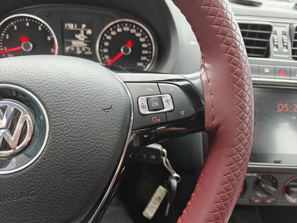 Volkswagen Polo 2019 car image #14