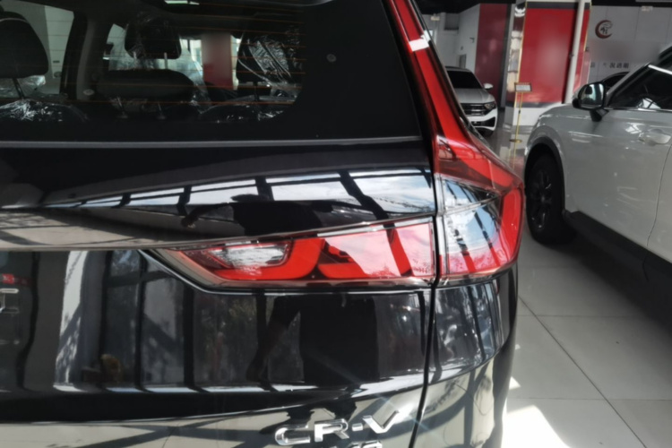 Honda CR-V 2026 صورة سيارة #8