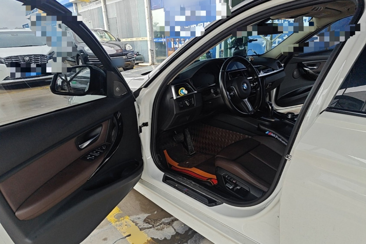 BMW 3 Series 2018 #18 BMW 3 Series 2018 car image #18