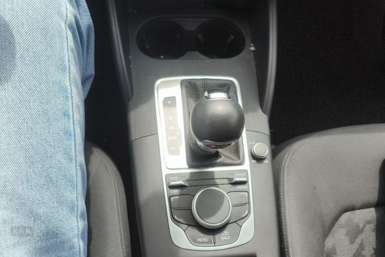 Audi A3 2016 car image #16