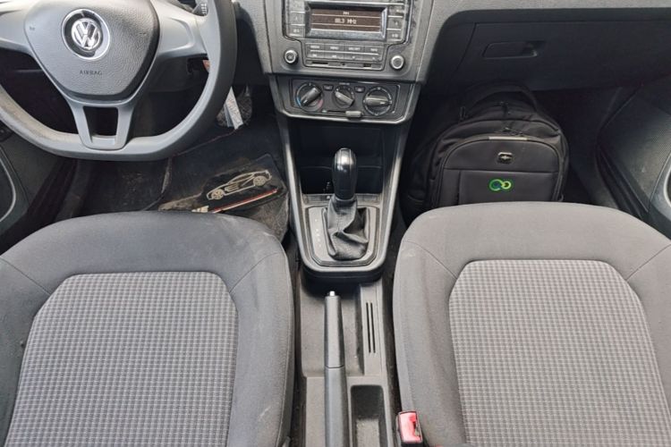 Volkswagen Santana 2018 car image #14