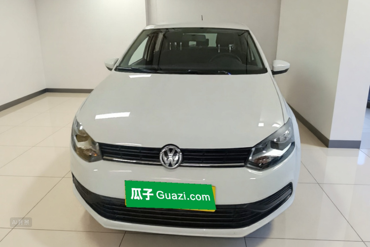 Volkswagen Polo 2018 car image #3