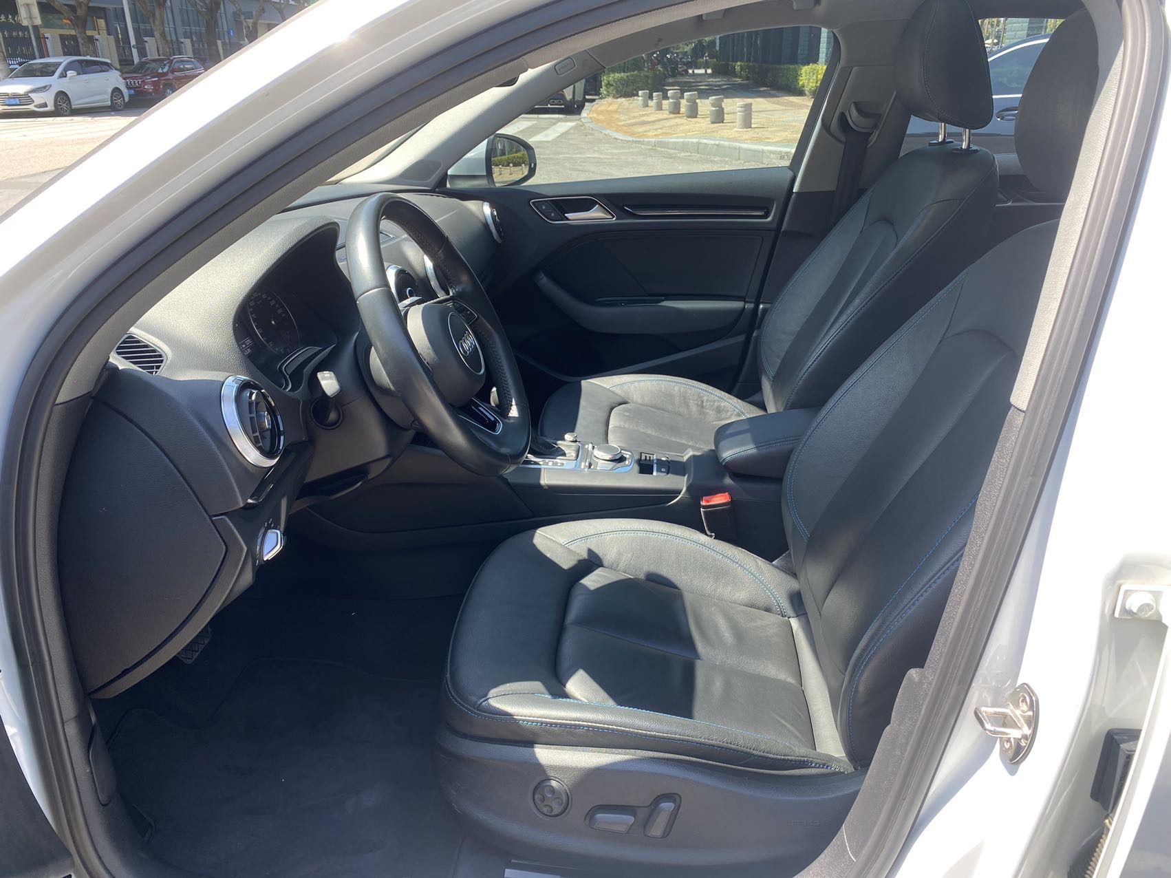 Audi A3 2019 car image #7