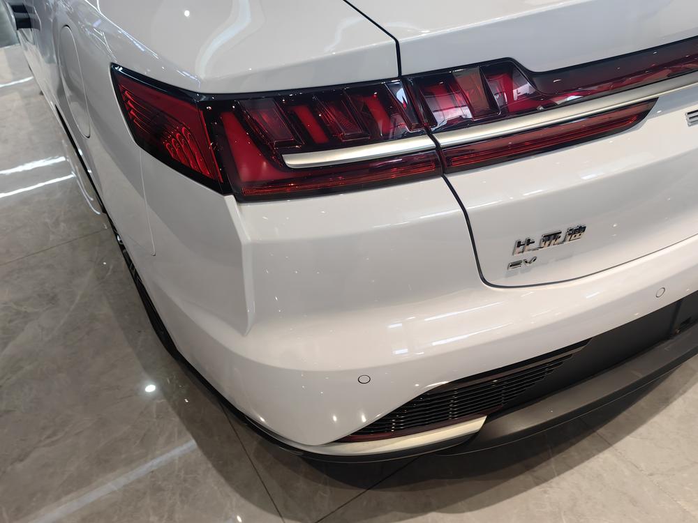 BYD Han 2022 car image #5