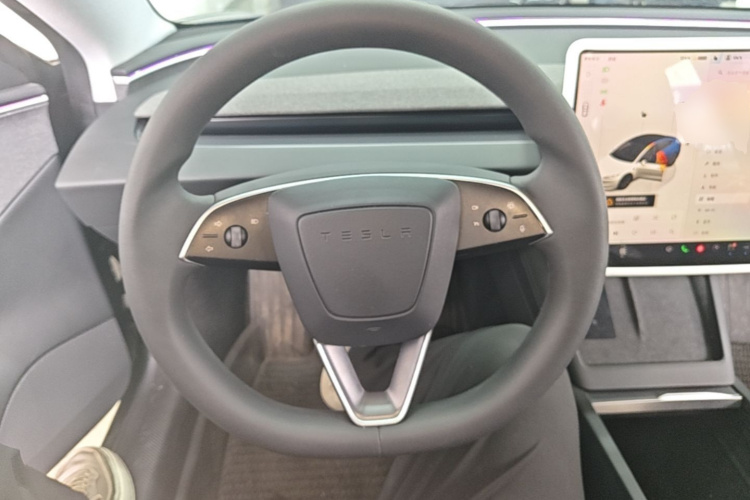 Tesla Model 3 2023 #11 Tesla Model 3 2023 car image #11
