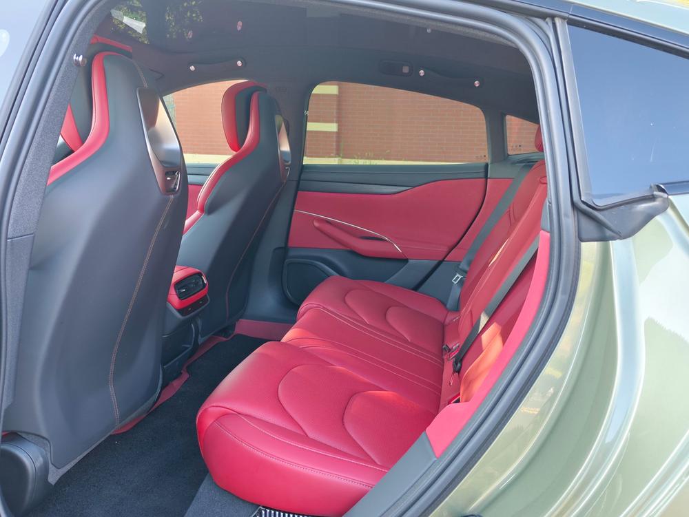 2025 #24 2025 immagine di auto #24