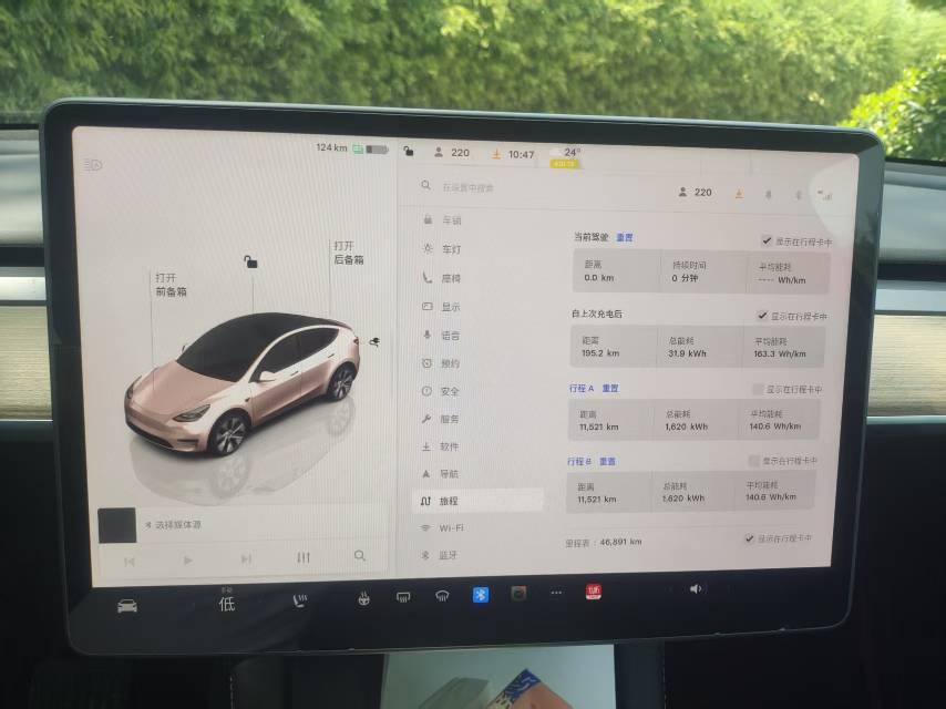 Tesla Model Y 2022 #9 Tesla Model Y 2022 car image #9