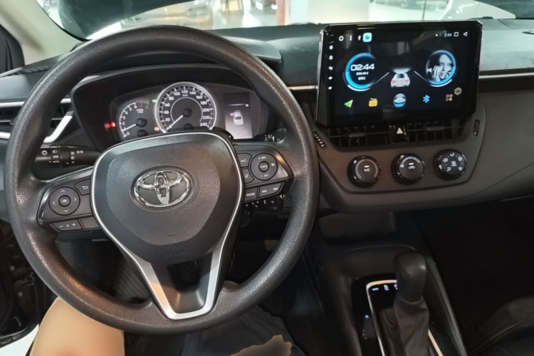 Toyota Corolla 2019 #10 Toyota Corolla 2019 car image #10